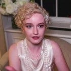 Julia Garner 