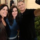 Scream 5: Neve Campbell, Courteney Cox, Kevin Williamson on Set