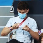 Tom Daley knitting