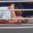 Jamie Foxx shares a daybed with mystery woman in Cannes