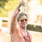 Brad Pitt Photocall Bullet Train Paris Waving