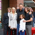  Zuma Rossdale, Gwen Stefani, Blake Shelton, Apollo Rossdale, and Kingston Rossdale attend Blake Shelton's Star Ceremony on The Hollywood Walk Of Fame on May 12, 2023 in Hollywood, California.
