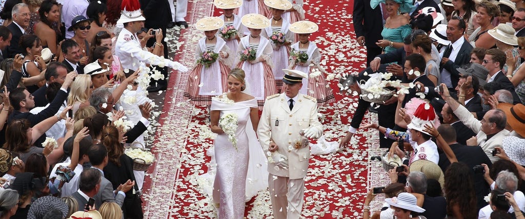 New Pics: Monaco's Charlene Wittstock & Prince Albert's Nuptials & Memorable Celebrity Weddings!