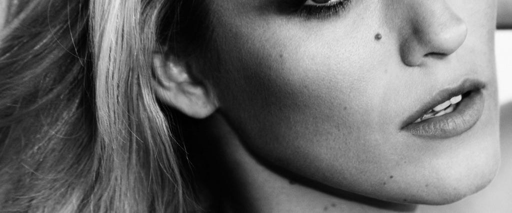 Check out Blake Lively's First L'Oreal Pics