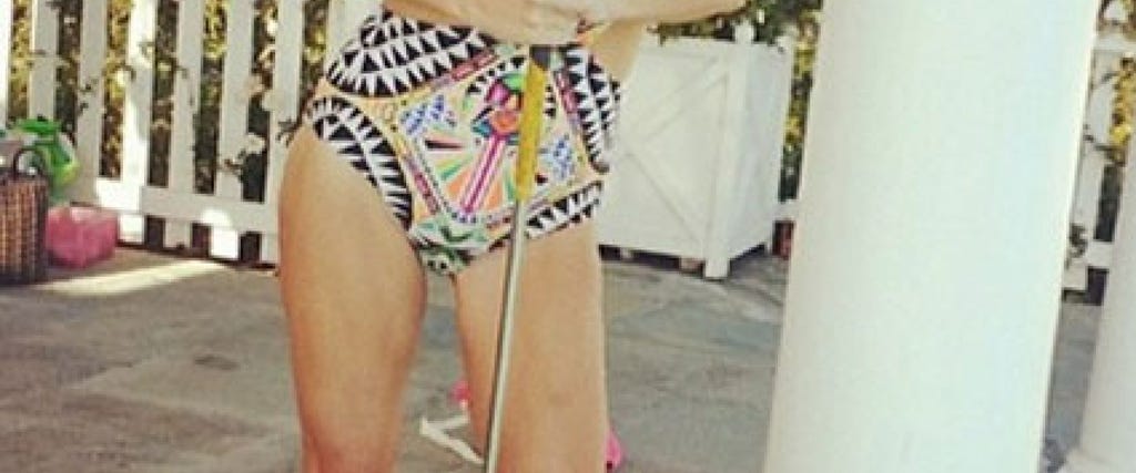 10 Voluptuous Vixens In Hollywood