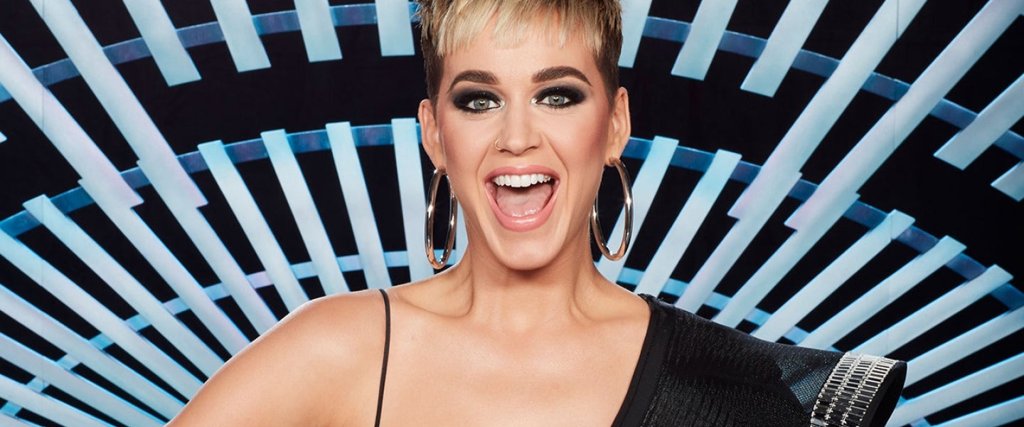 All Of Katy Perrys 2018 American Idol Looks Entertainment Tonight 