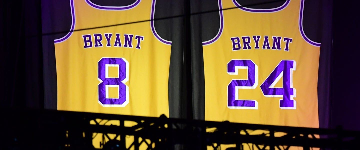 Beyoncé honors Kobe Bryant with Lakers jersey and manicure at memorial