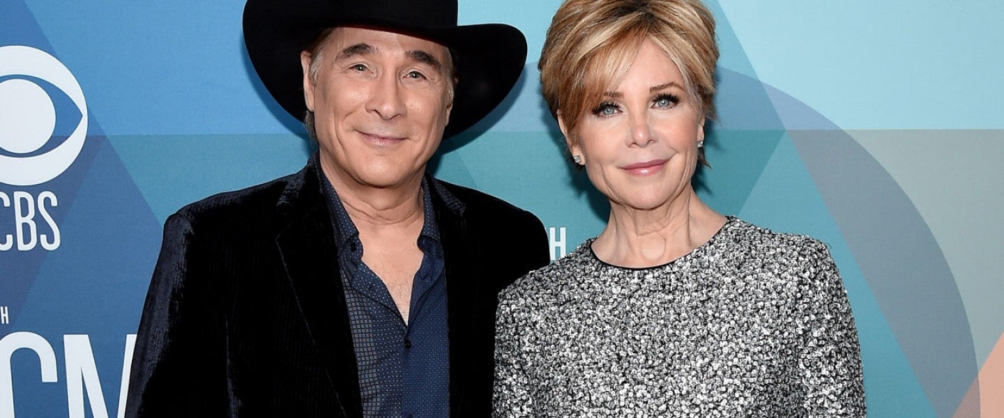 Clint Black - Exclusive Interviews, Pictures & More | Entertainment Tonight