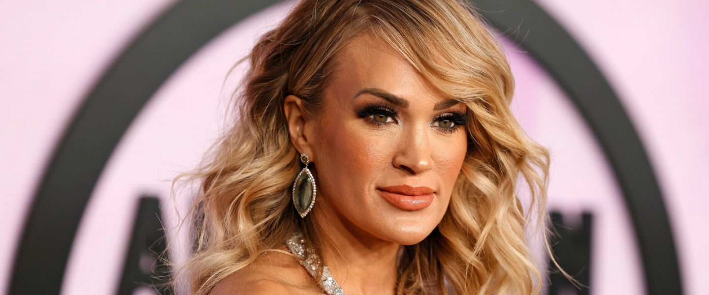 Carrie Underwood Exclusive Interviews Pictures More Entertainment Tonight