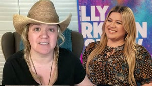 Kelly Clarkson Shares Why She’s Relocating Her Talk Show to New York City