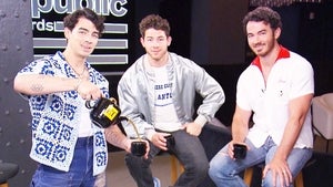 Jonas Brothers on Tour Essentials, Dad Life and Dream Collabs | Spilling the E-Tea