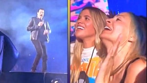 Sofia and Nicole Richie Fan Out Over Dad Lionel at Concert 
