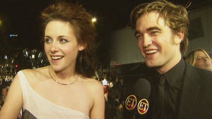 'Twilight' Turns 15: On the Red Carpet With Kristen Stewart and Robert Pattinson (Flashback)