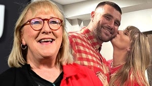 How Travis Kelce’s Mom Donna Subtly Proves She’s a Taylor Swift Stan