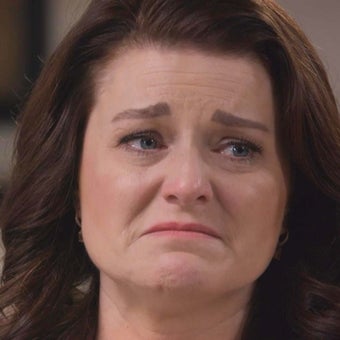 Robyn Brown - Exclusive Interviews, Pictures & More | Entertainment Tonight