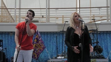 Bonnie Tyler Performs 'Total Eclipse of the Heart' With DNCE During Solar Eclipse