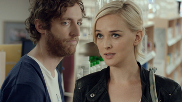 Jess Weixler Channels Her Inner Marilyn Monroe in Thomas Middleditch Rom-Com 'Entanglement' (Exclusive)