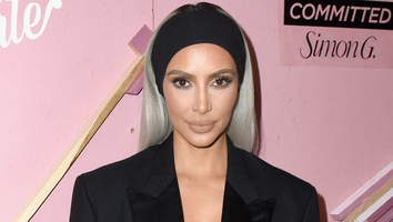 Kim Kardashian Debuts New Pink Hair!