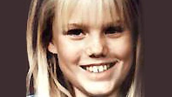Jaycee Dugard Files Complaint Against Government