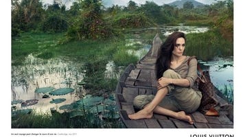 NEW PIC: Angelina Jolie Goes Boating