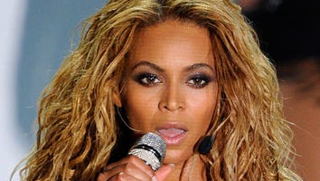 VIDEO: Beyonce's Ultra-Glam W Cover Shoot