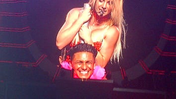 Pauly D Gets Close Look at Britney's Situation
