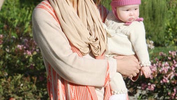 Cute Pics: Celeb Moms Step Out With Their Babies