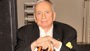 Writer Gore Vidal Dies at 86