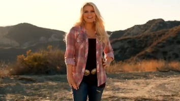 Simpson Shares Baby News In New Commercial