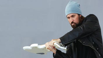 EXCLUSIVE: Billy Ray Reacts to 'Wrecking Ball'