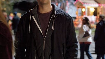 Exclusive 'Angels Sing' Gallery