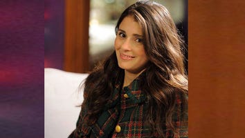 Shiri Appleby Shares Her 'Christmas' Present