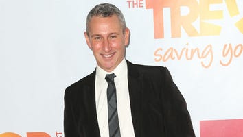 'Hairspray' Director Checks into Rehab