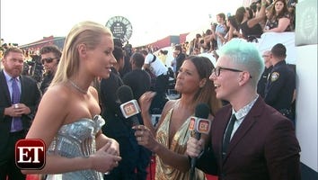 Iggy Azalea Blames J.Lo For Stage Fall: 'You're Bad Luck!'