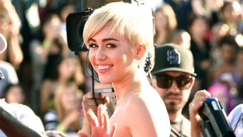 Miley Cyrus Still Loves Liam Hemsworth