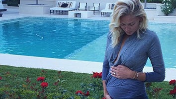Paulina Gretzky Is Pregnant