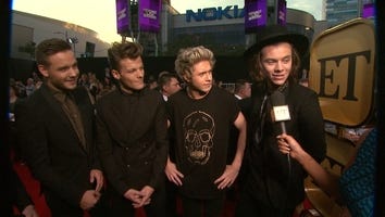 One Direction Dances to Taylor Swift's 'Shake It Off' in Their Underwear