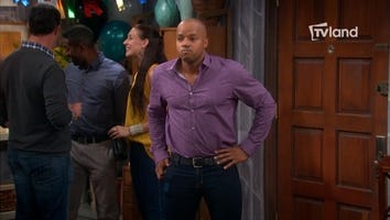 'The Exes' First Look: Donald Faison Has a Hilarious Skinny Jeans Fail!