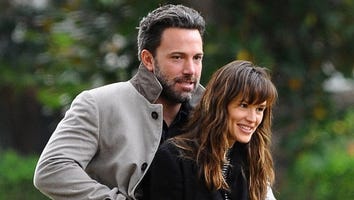 Ben Affleck Can't Keep His Hands Off Jennifer Garner