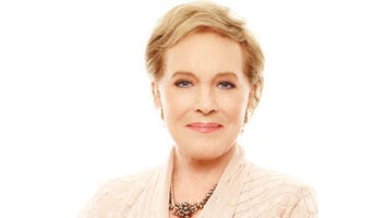 Julie Andrews Announces New Memoir