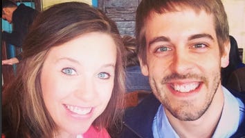 Jill Duggar Is Finally In Labor, Derick Dillard Blogs His Excitement!