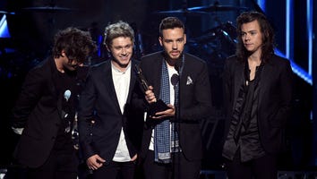 One Direction's Harry Styles Grabs Niall Horan's Crotch at the Billboard Music Awards