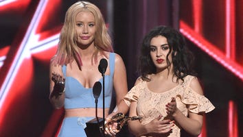 There's a Petition to Make Iggy Azalea Give Her 'Top Rap Song' Award to Nicki Minaj