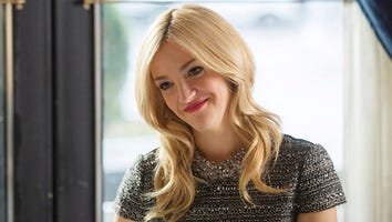 Abby Elliott Talks Amy Schumer, Playing a B***h on 'Odd Mom Out' & Her 'SNL' Days