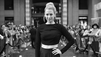 Iliza Shlesinger Talks Women in Comedy: 'I Don't Think the Bar is Set Very High'