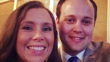 EXCLUSIVE: Anna Duggar 'Puts a Smile On' for Friends & Family as She Steps Out Without Josh