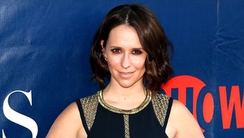Jennifer Love Hewitt Hilariously Tweets About Lactating Through Her Jumpsuit