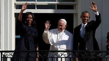 Celebs (and Nuns) Are Freaking Out Over Pope Francis' U.S. Visit!