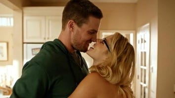 'Arrow' Stars Stephen Amell & Emily Bett Rickards Spill Olicity Engagement Details!