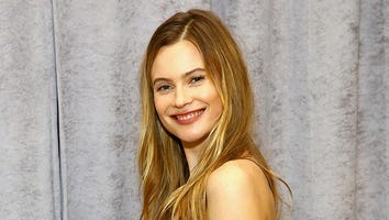 Benhati Prinsloo Turns Wisdom Tooth Into Gold Necklace